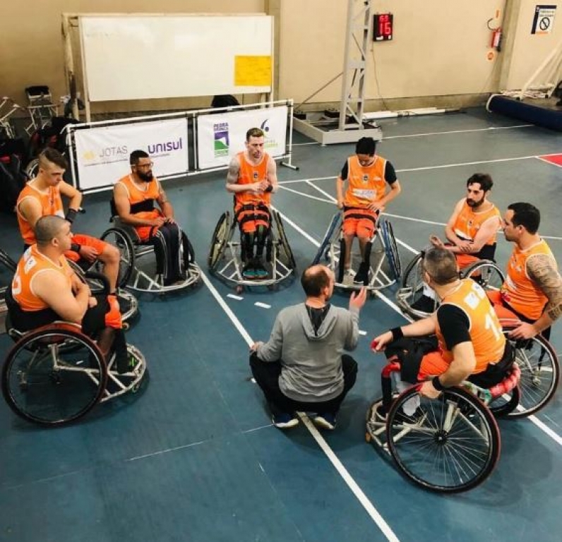 Vitória no Campeonato Estadual de Basquete