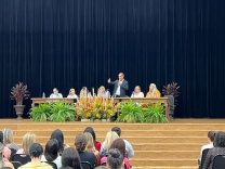 Amaro Junior participa da abertura do VIII Seminário da Educação Infantil